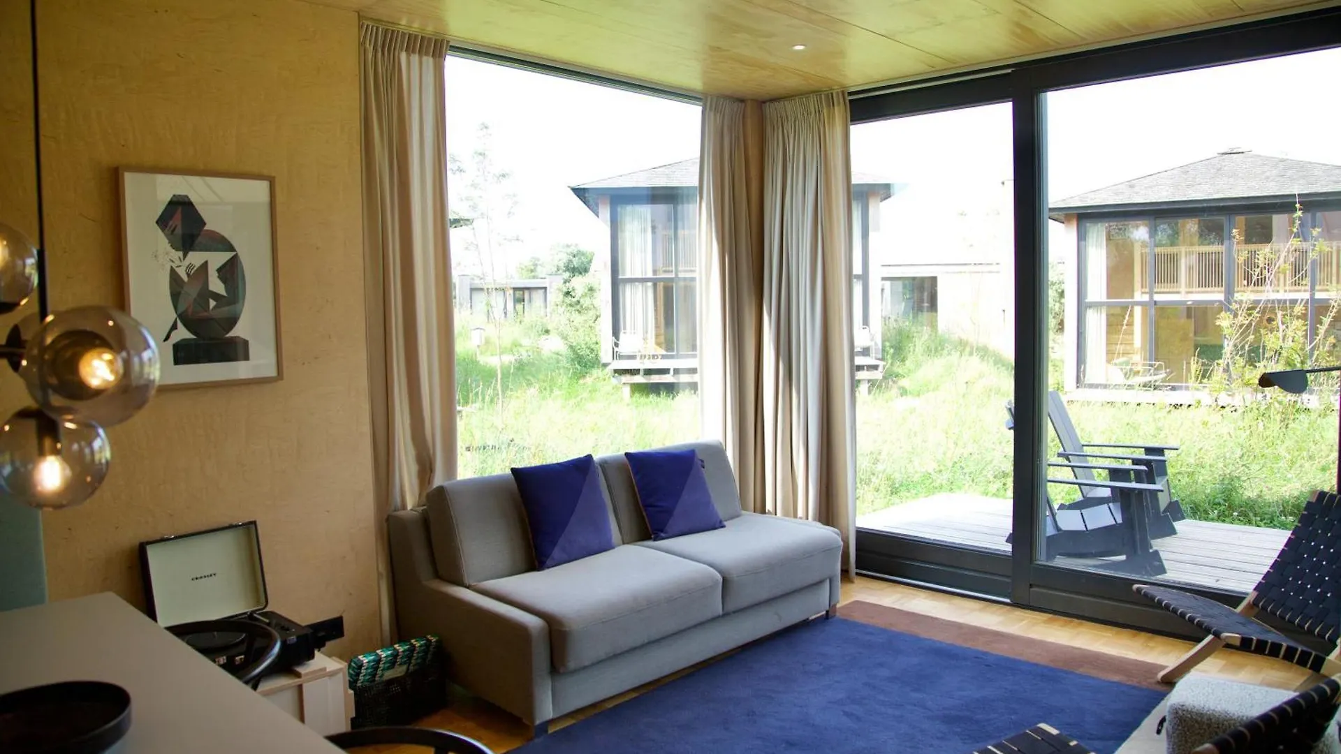 Basecamp Amsterdam Hotel