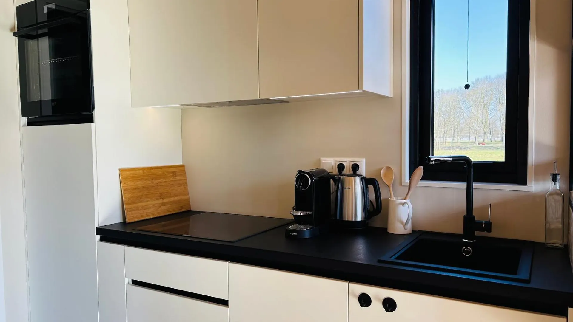 Basecamp Amsterdam Hotel